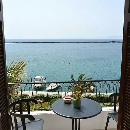 Apartamento Flisvos Tínos